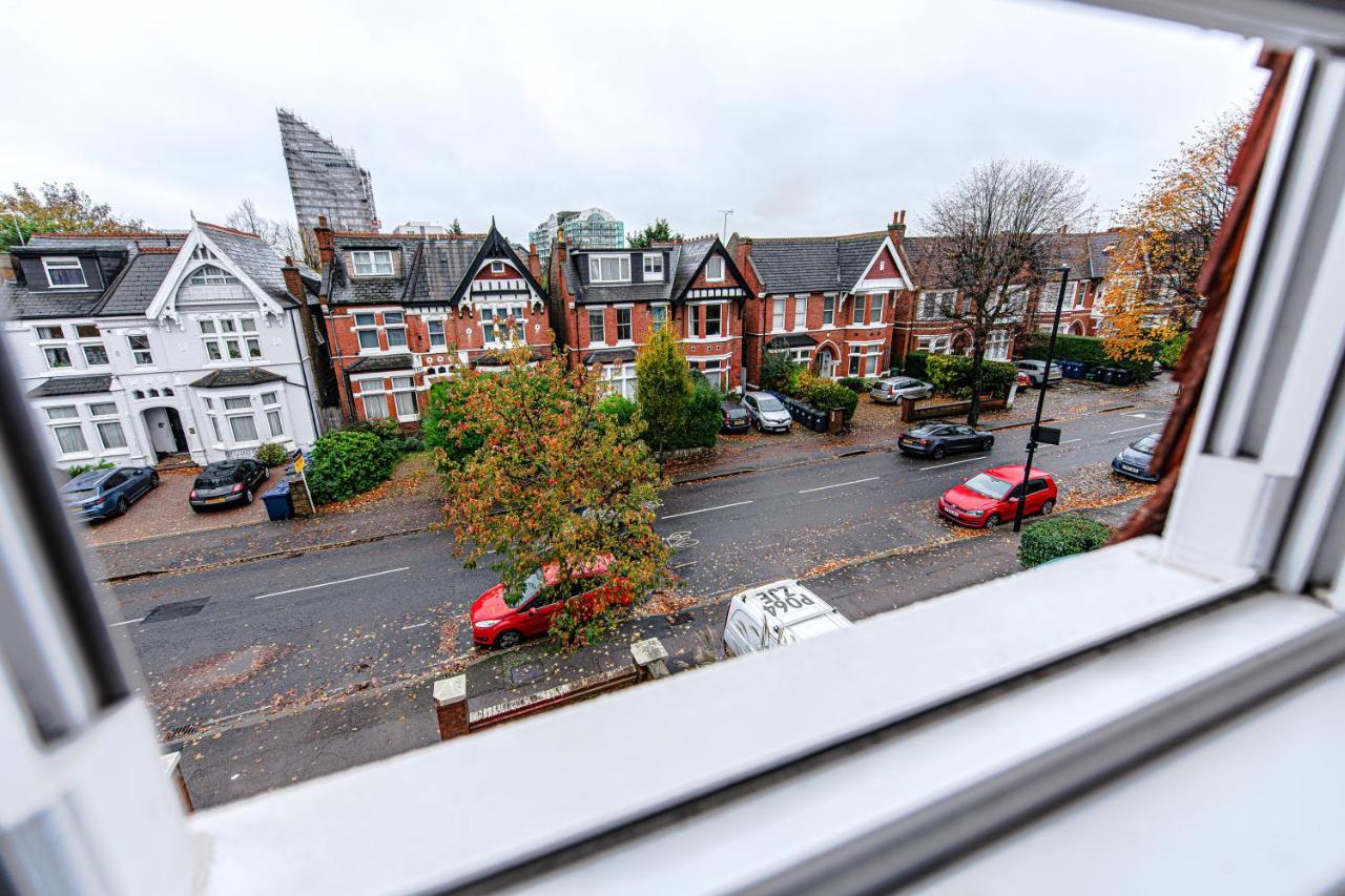 Aparthotel Ealing Residency à Londres Extérieur photo