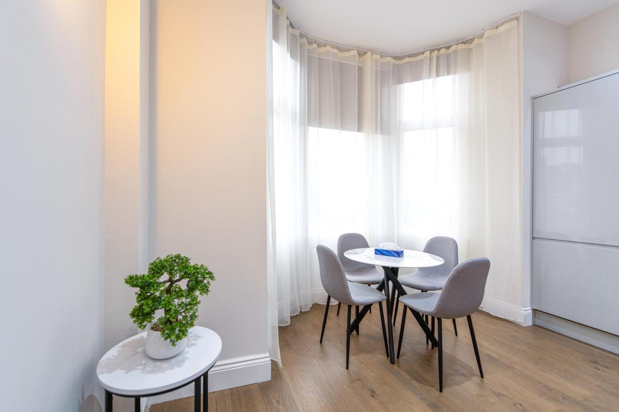 Aparthotel Ealing Residency à Londres Extérieur photo
